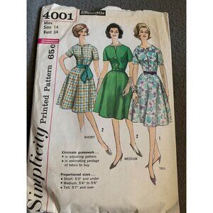 Simplicity Vintage 1960s Sewing Pattern 4001 Misses Dress Size 14 Bust 34